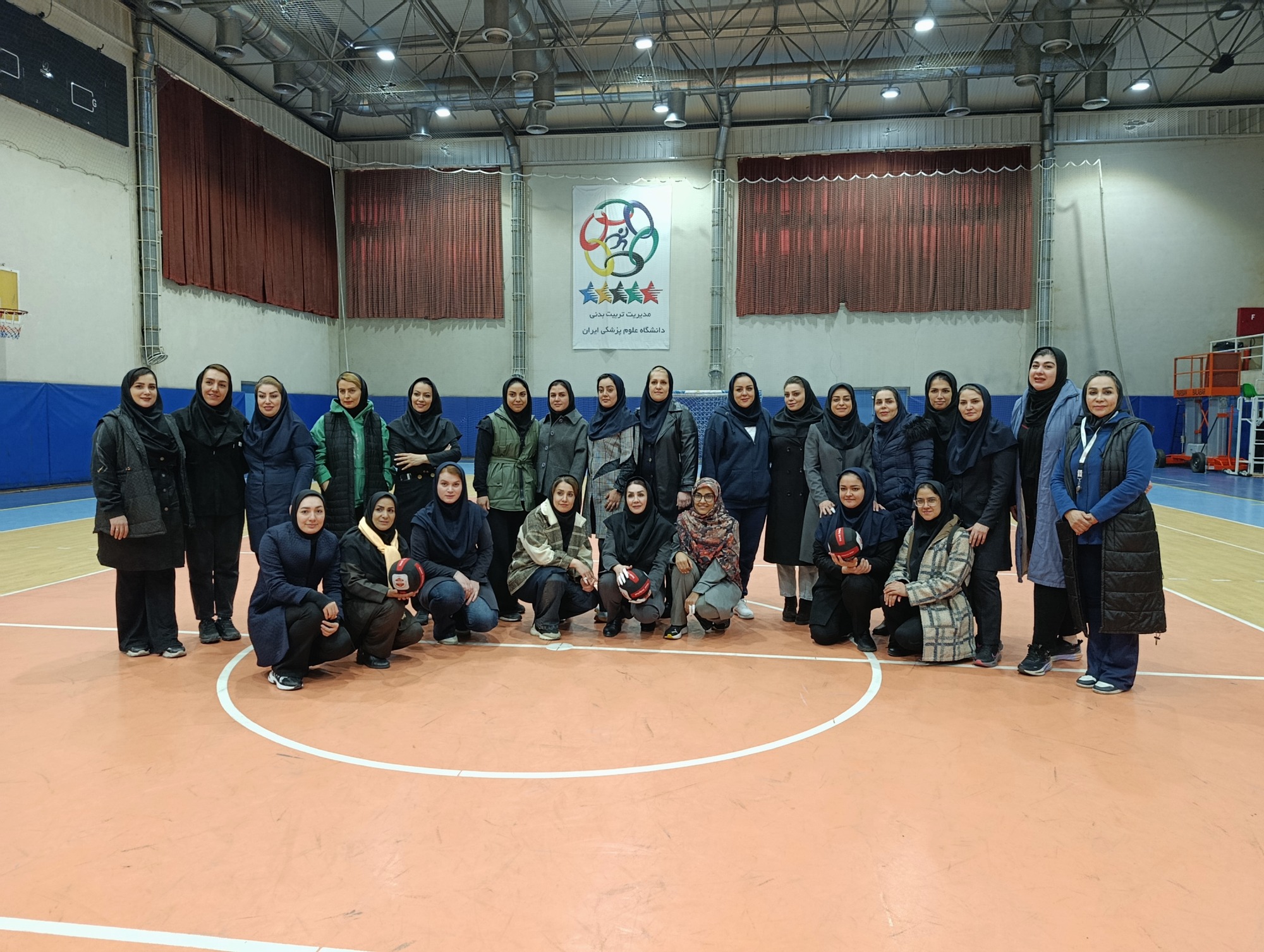 کسب مقام اول  ورزشکاران مرکز آموزشی درمانی روانپرشکی ایران در مسابقات ویژه دهه فجردر سطح دانشگاه علوم پزشکی ایران